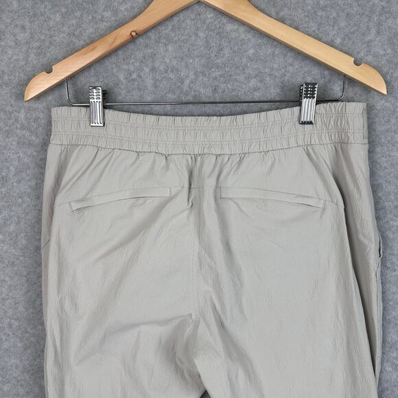 Athleta Trekkie Belted Pant 10 Birch Gray Hiking Lightweight Outdoor Ankle Zip - Picture 8 of 12